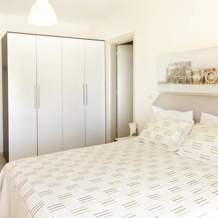 Charming House With Sea View & Shared Pool In בודרום