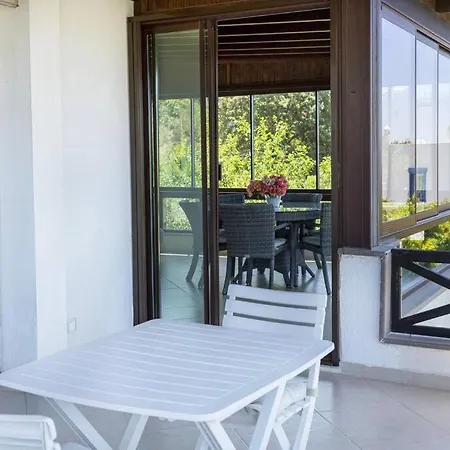Charming House With Sea View & Shared Pool In בודרום